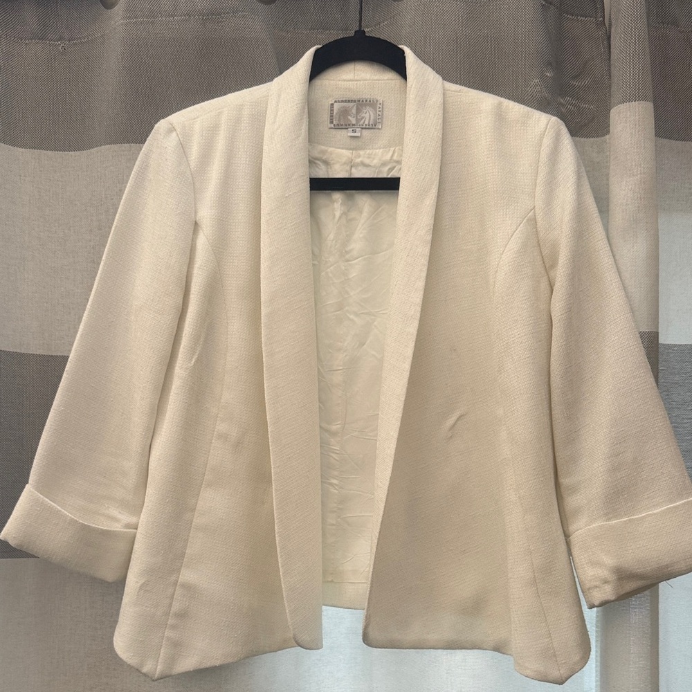 Alberto Makali Elegant Cream Blazer